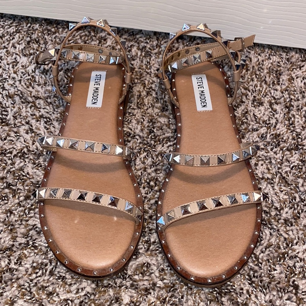 Steve Madden Studded Sandals Like New